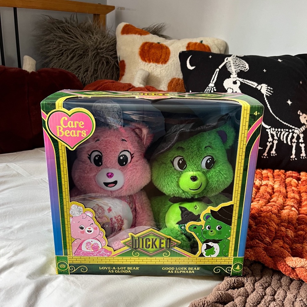 Care Bears X Wicked 2- Pack duo Glinda and Elphaba bears LIMITED EDITION